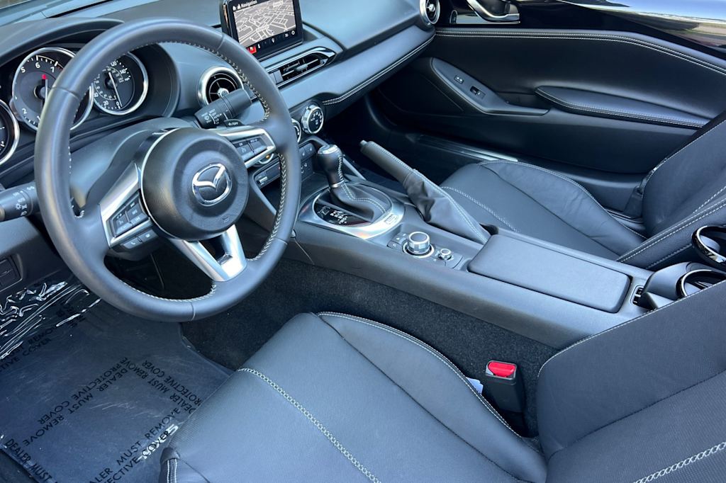 Thumbnail: 2023 Mazda MX-5 Miata - 9