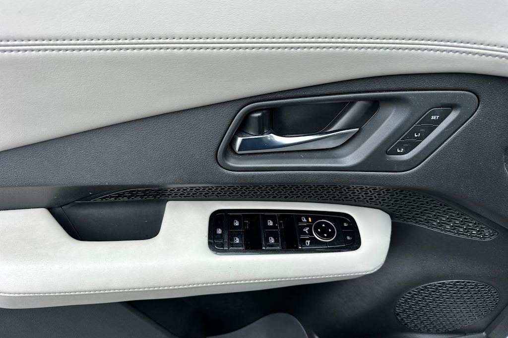 Thumbnail: 2023 Nissan Ariya - 22