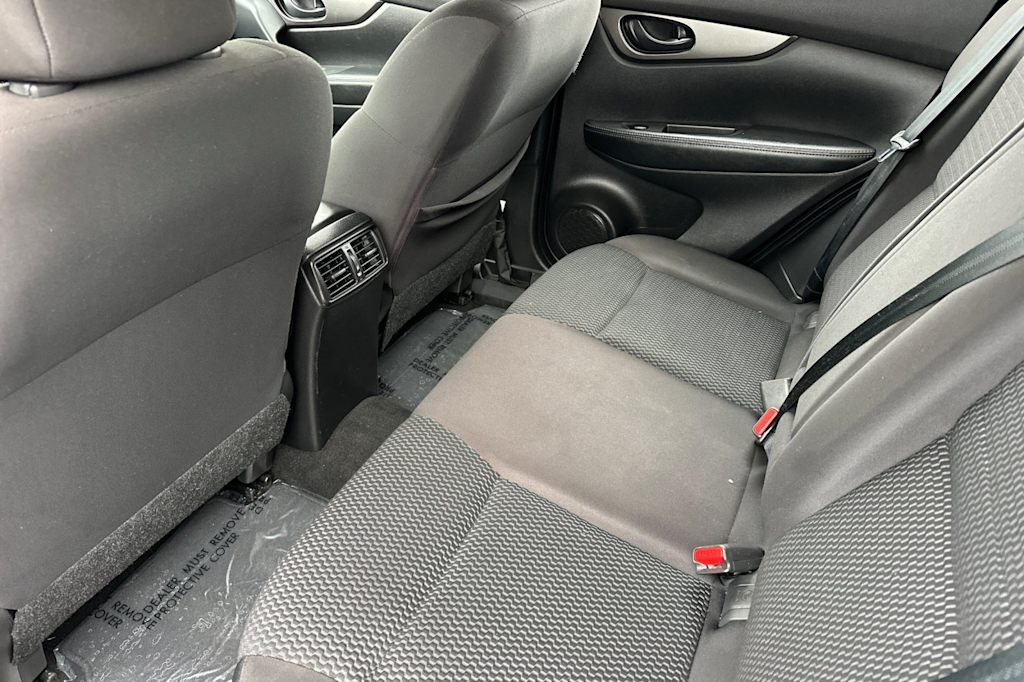 Thumbnail: 2022 Nissan Rogue Sport - 11