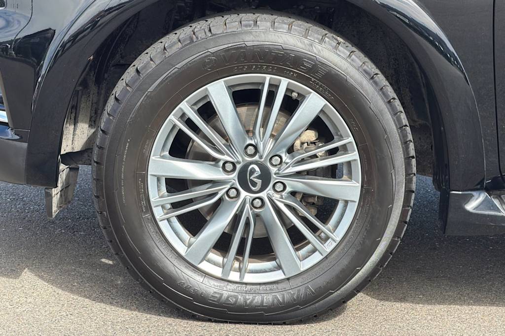 Thumbnail: 2022 INFINITI QX80 - 8
