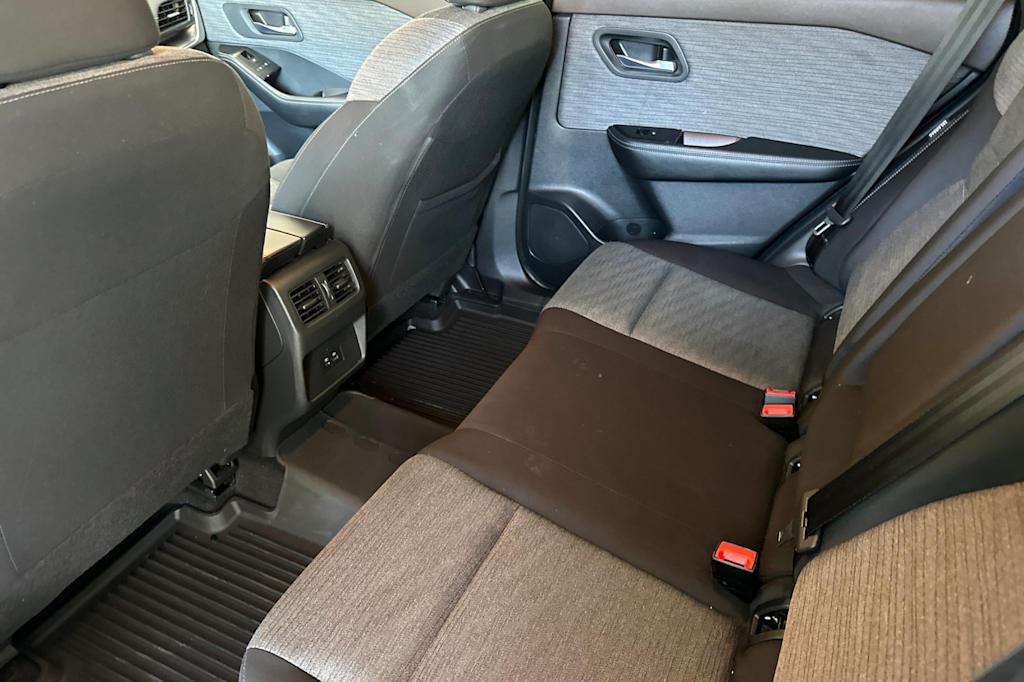 Thumbnail: 2023 Nissan Rogue - 11