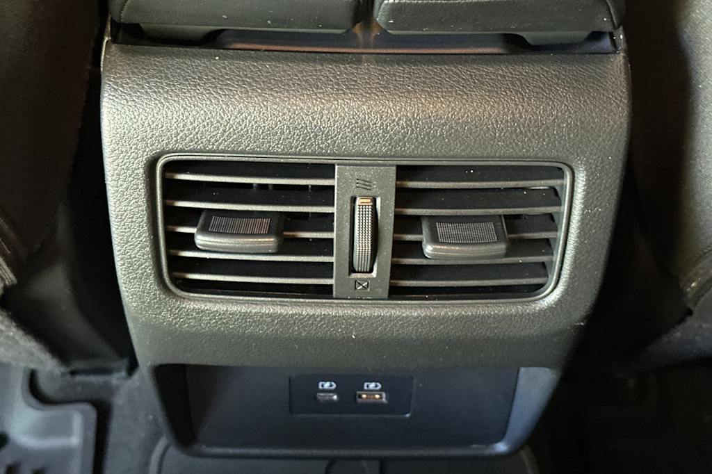 Thumbnail: 2023 Nissan Rogue - 24