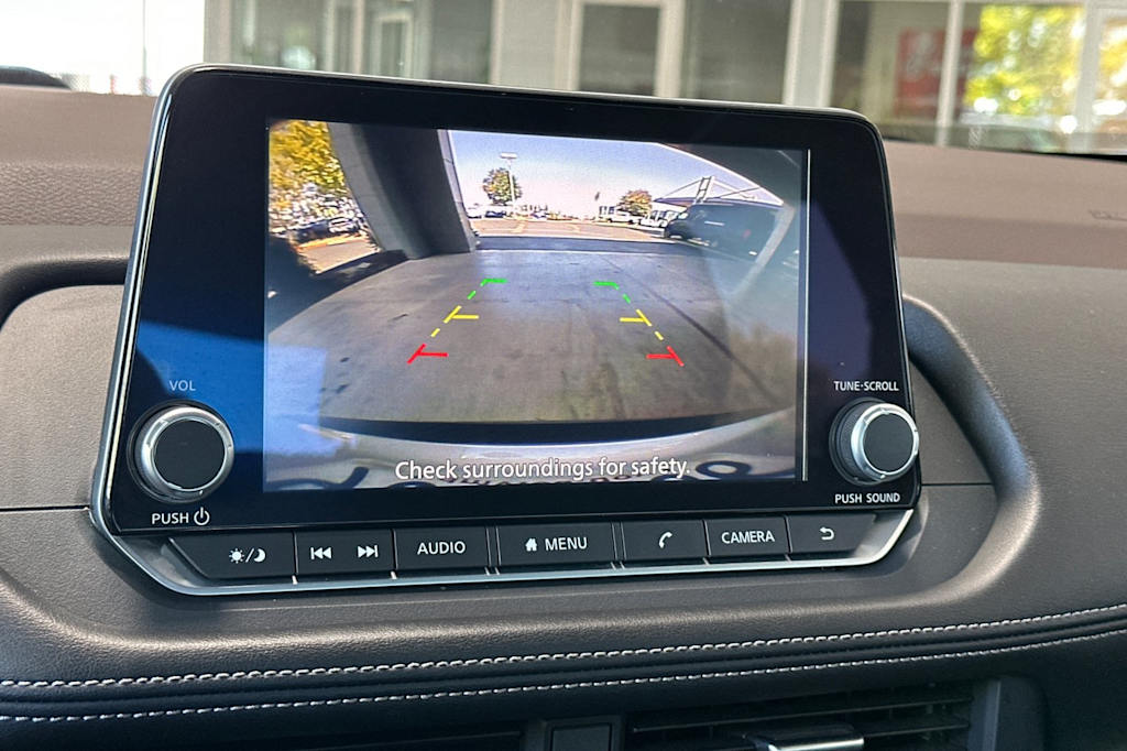 Thumbnail: 2023 Nissan Rogue - 26