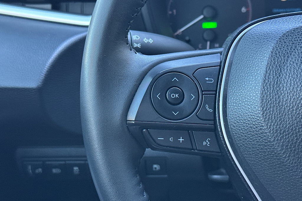 Thumbnail: 2023 Toyota Corolla - 28