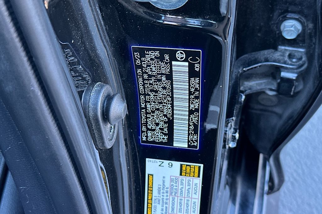 Thumbnail: 2023 Toyota Corolla - 17