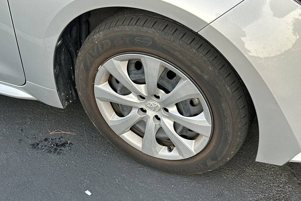 Thumbnail: 2022 Toyota Corolla - 6