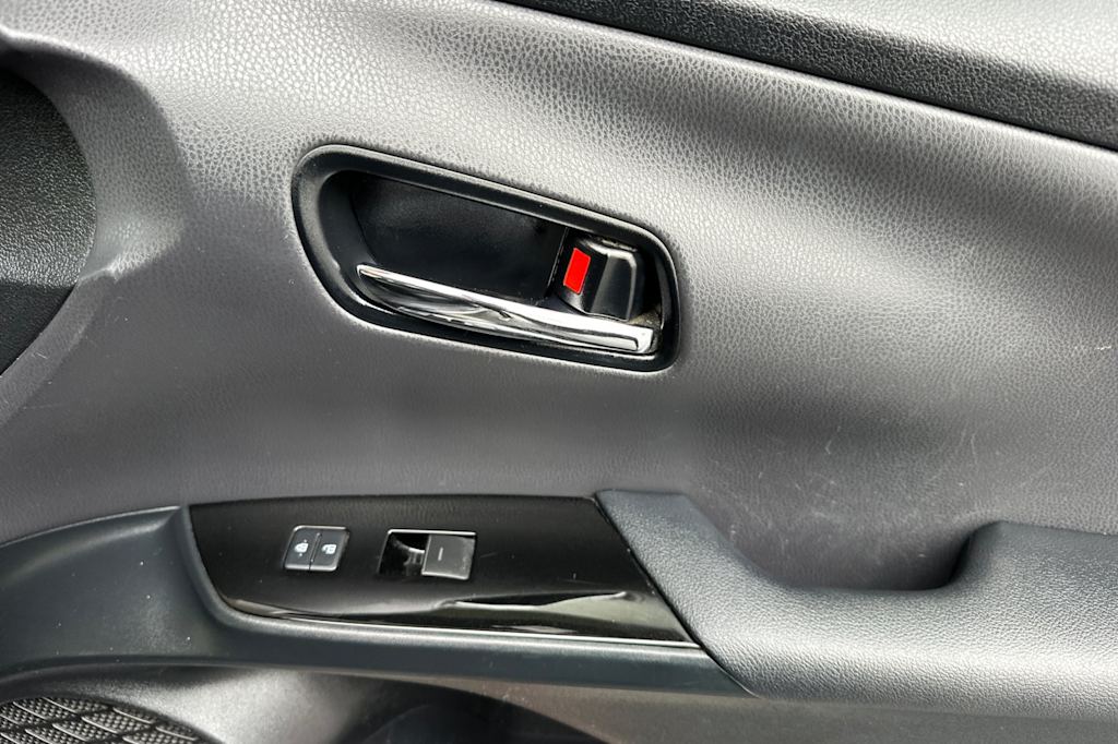 Thumbnail: 2019 Toyota Prius - 22