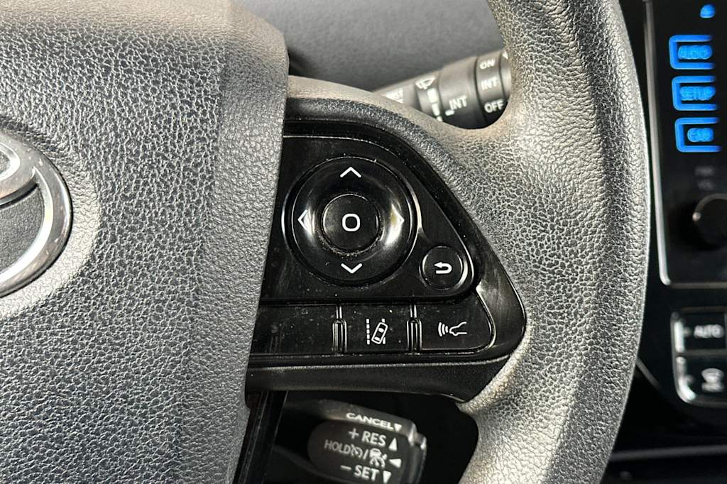 Thumbnail: 2019 Toyota Prius - 29