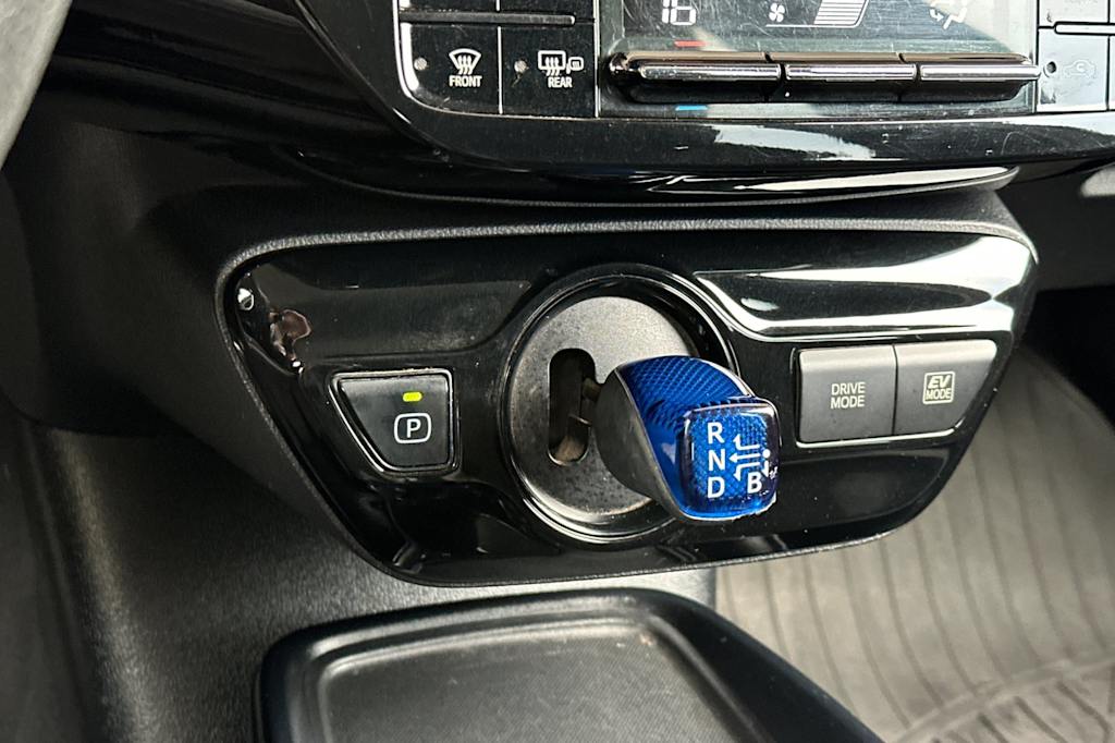 Thumbnail: 2019 Toyota Prius - 25