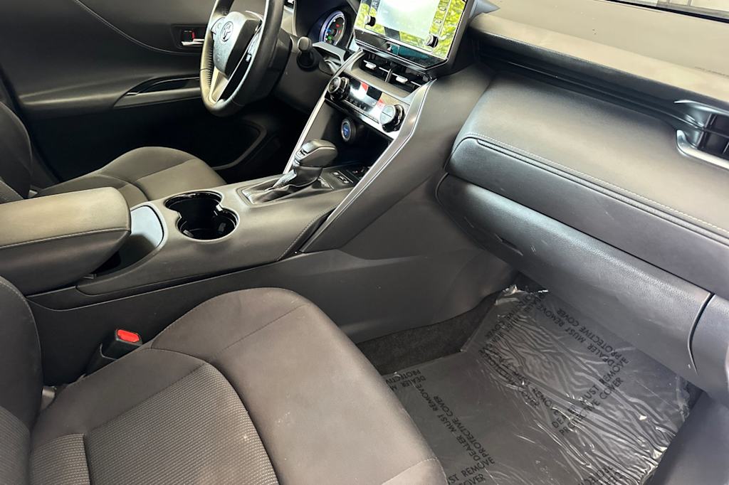 Thumbnail: 2021 Toyota Venza - 11