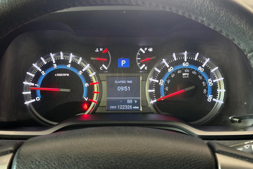 Thumbnail: 2018 Toyota 4Runner - 15