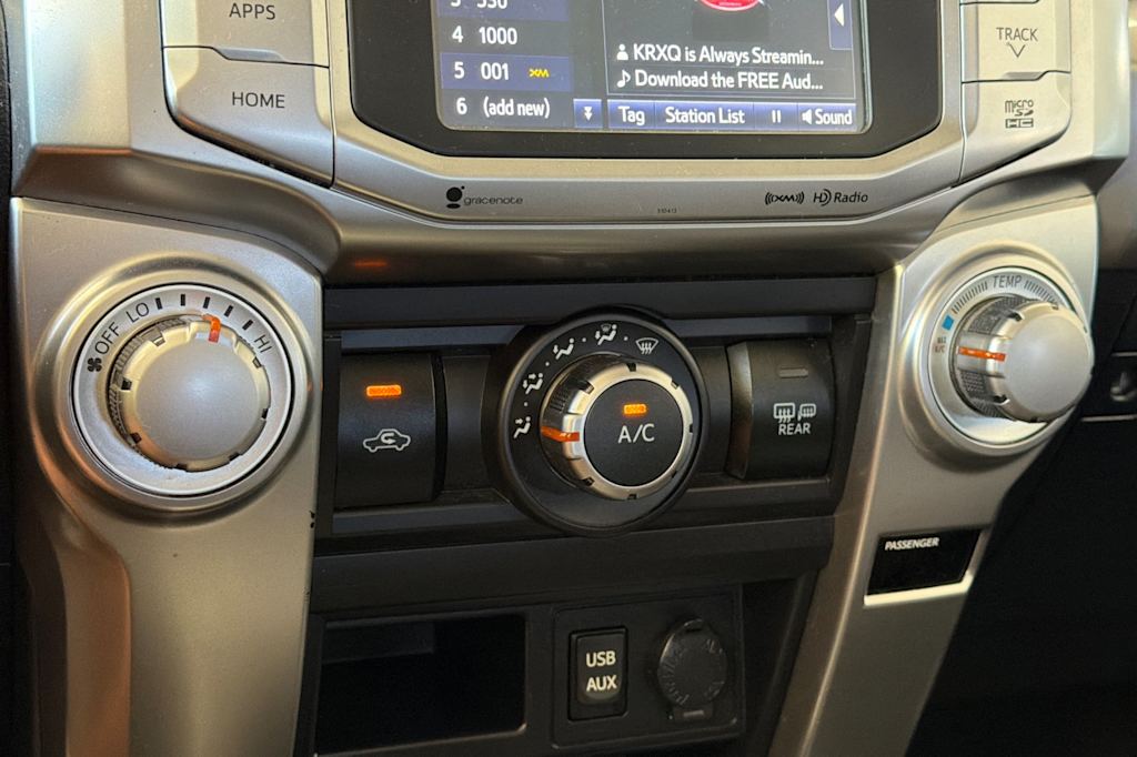 Thumbnail: 2019 Toyota 4Runner - 26