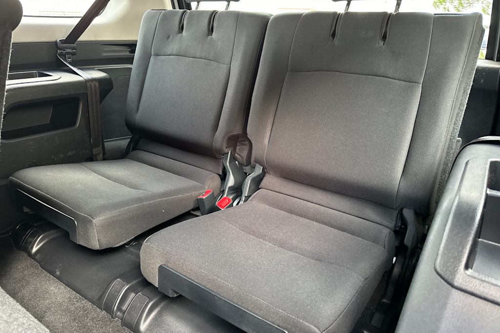 2023 Toyota 4Runner SR5 24