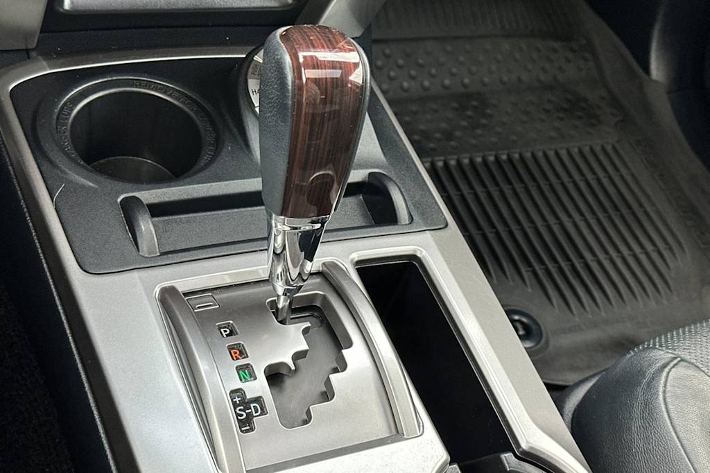 Thumbnail: 2022 Toyota 4Runner - 14