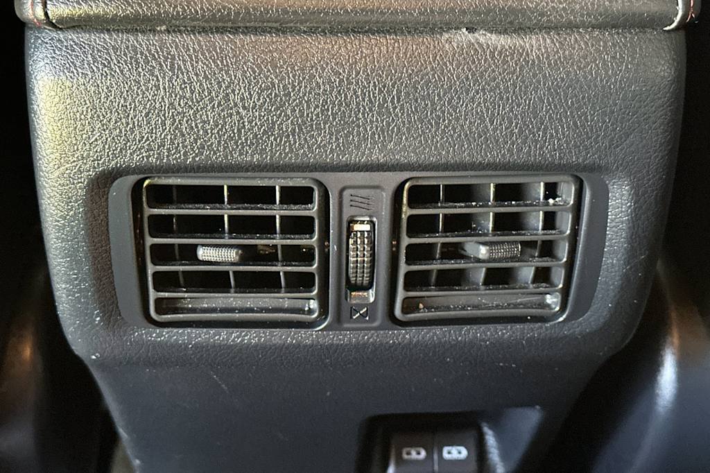 Thumbnail: 2023 Toyota 4Runner - 23