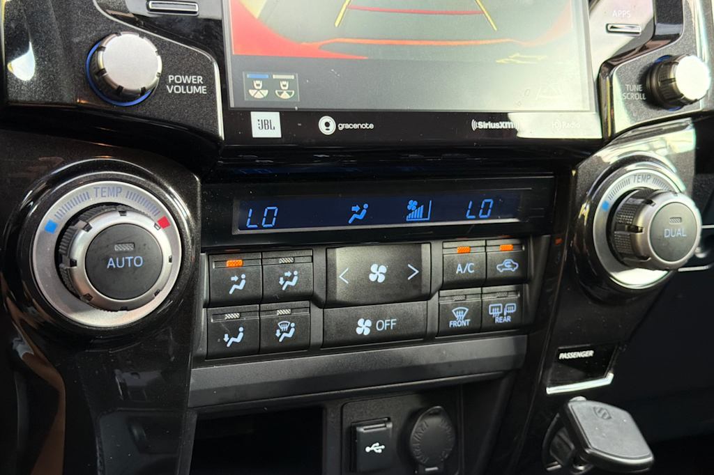 Thumbnail: 2023 Toyota 4Runner - 28