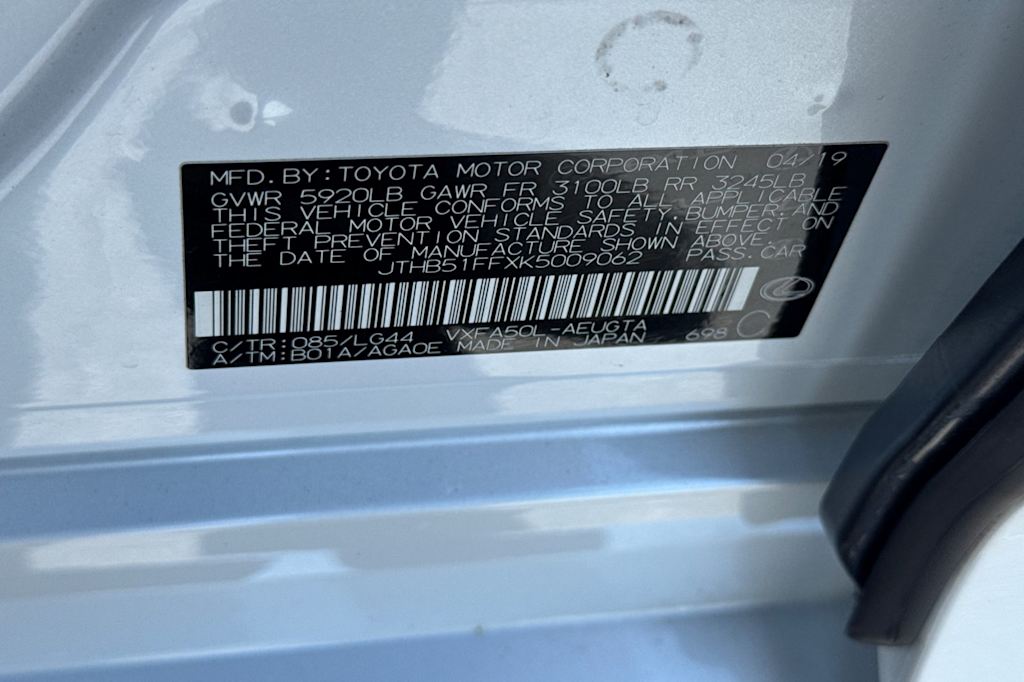 Thumbnail: 2019 Lexus LS - 16