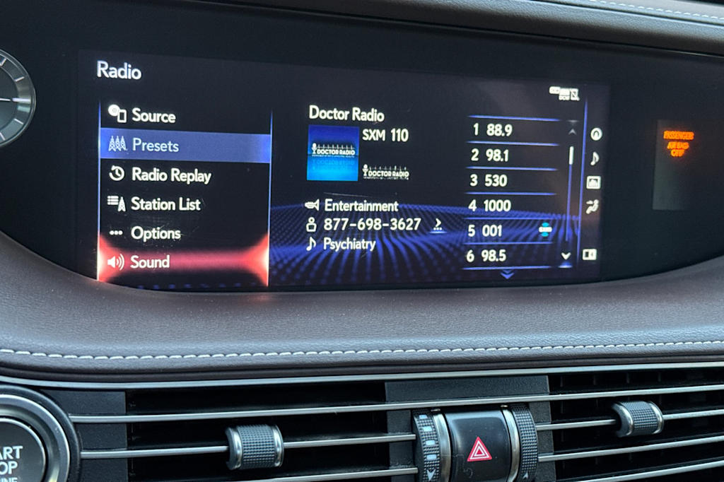 Thumbnail: 2019 Lexus LS - 13