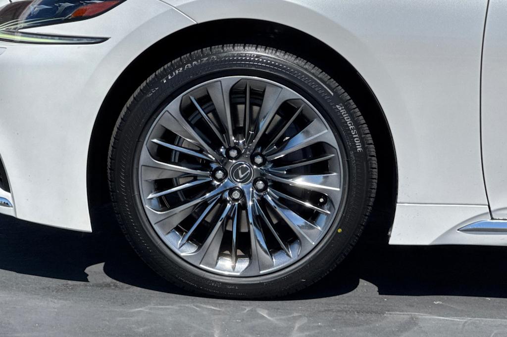 Thumbnail: 2019 Lexus LS - 8