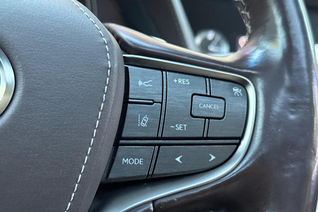 Thumbnail: 2019 Lexus LS - 31