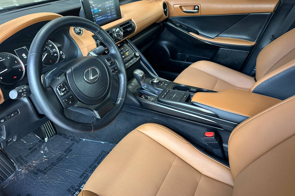Thumbnail: 2025 Lexus ES - 9