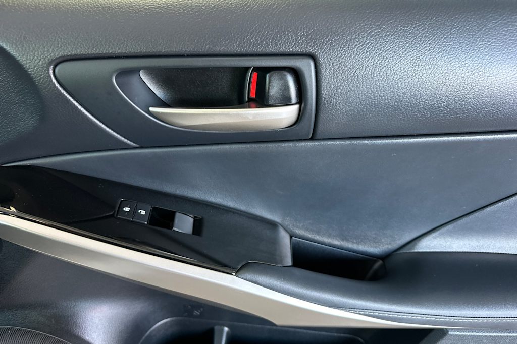 Thumbnail: 2017 Lexus IS - 24