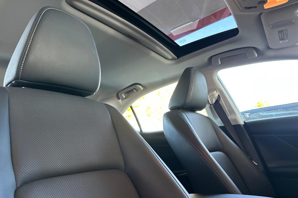 Thumbnail: 2017 Lexus IS - 23