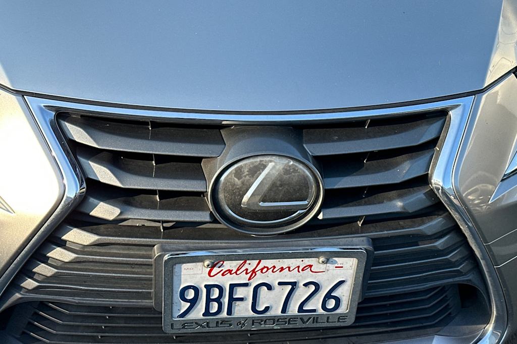 Thumbnail: 2019 Lexus IS - 12