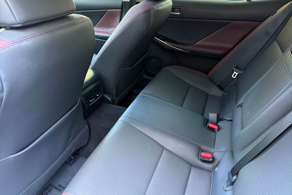 Thumbnail: 2019 Lexus IS - 10