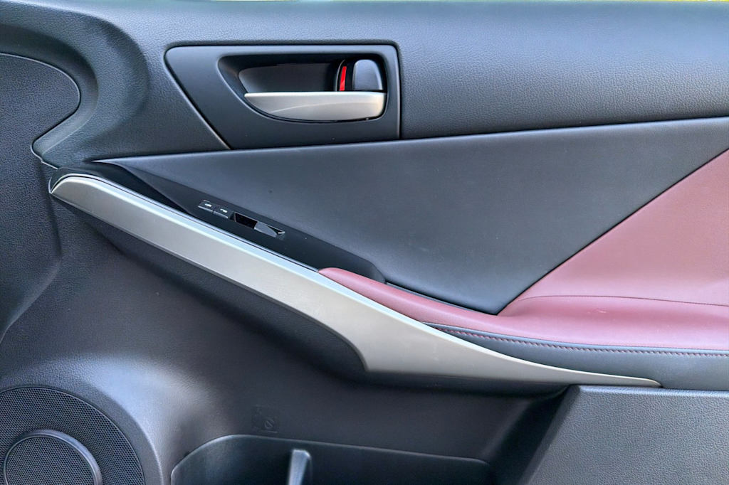 Thumbnail: 2019 Lexus IS - 24