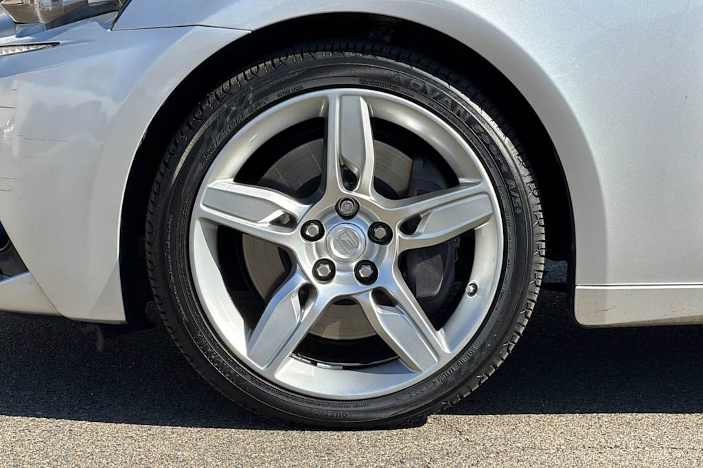 Thumbnail: 2015 Lexus IS - 8