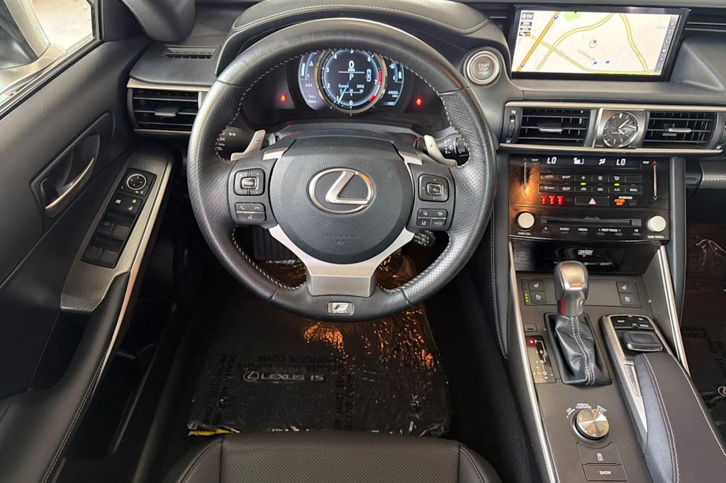 Thumbnail: 2017 Lexus IS - 11