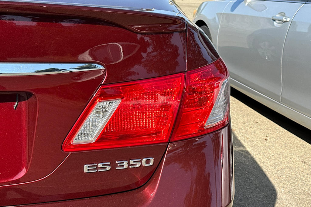 Thumbnail: 2008 Lexus ES - 17
