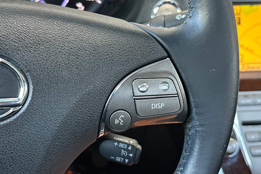 Thumbnail: 2011 Lexus ES - 30