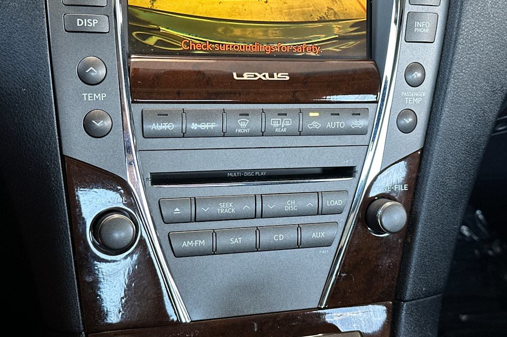 Thumbnail: 2011 Lexus ES - 26