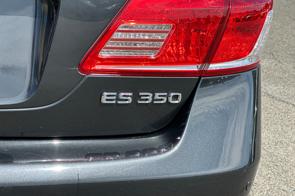 Thumbnail: 2011 Lexus ES - 33