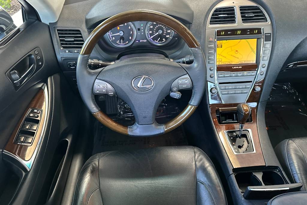 Thumbnail: 2011 Lexus ES - 8