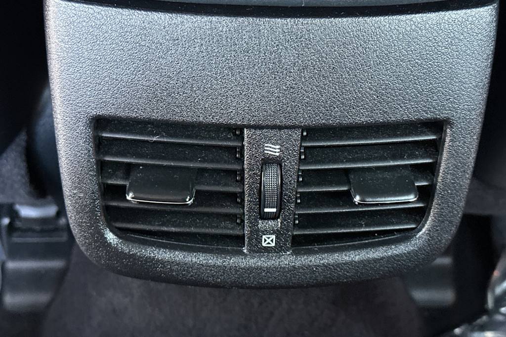 Thumbnail: 2011 Lexus ES - 21