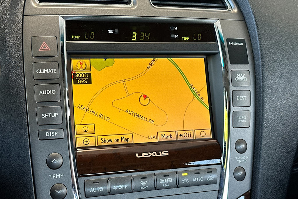 Thumbnail: 2011 Lexus ES - 24