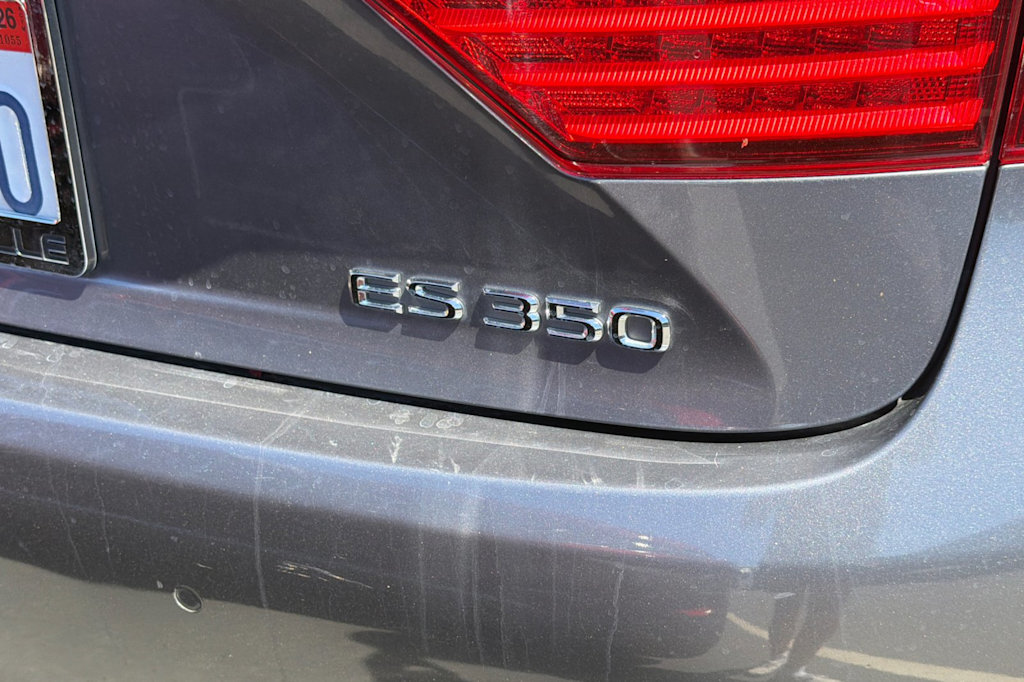 Thumbnail: 2014 Lexus ES - 4