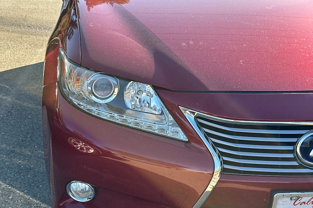 Thumbnail: 2013 Lexus ES - 9