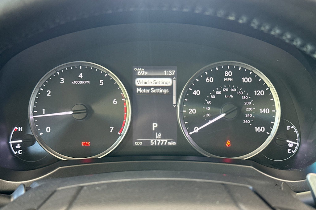 Thumbnail: 2021 Lexus IS - 14