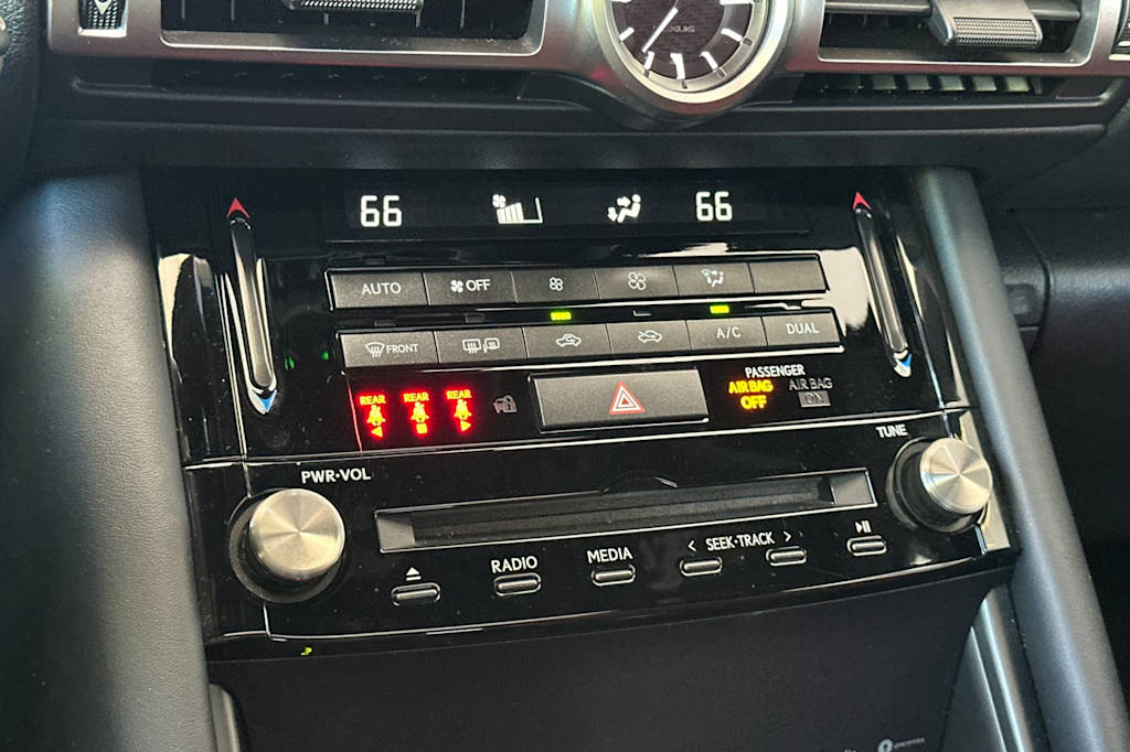 Thumbnail: 2021 Lexus IS - 26