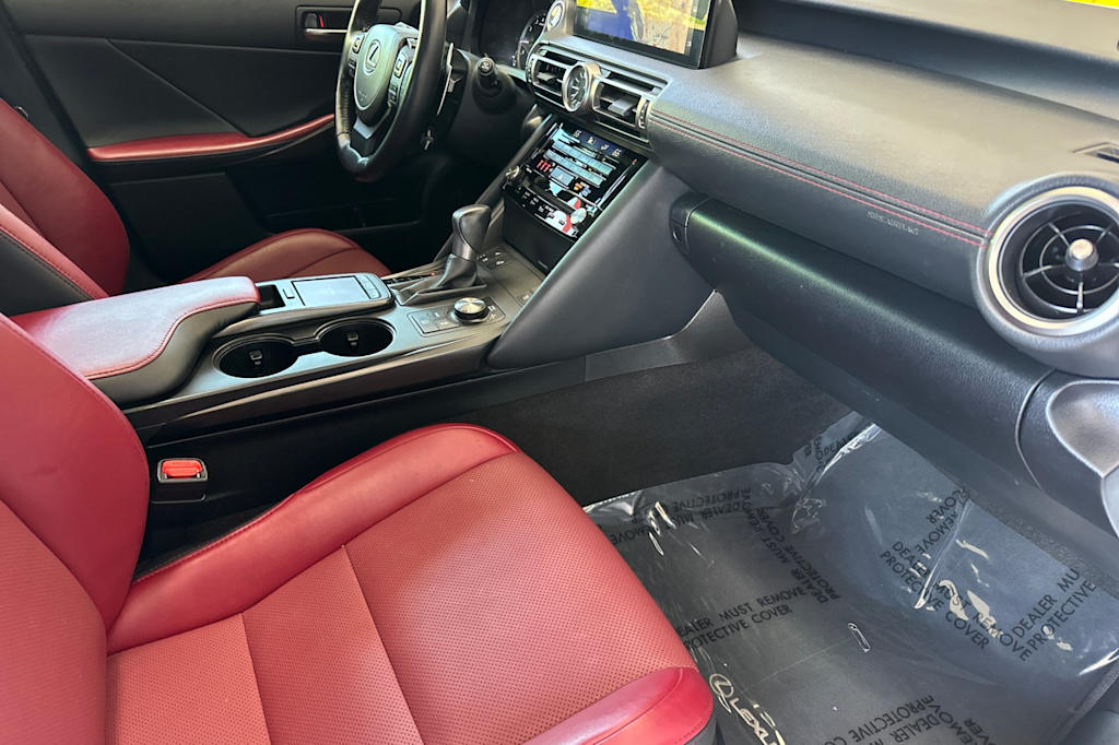 Thumbnail: 2021 Lexus IS - 11