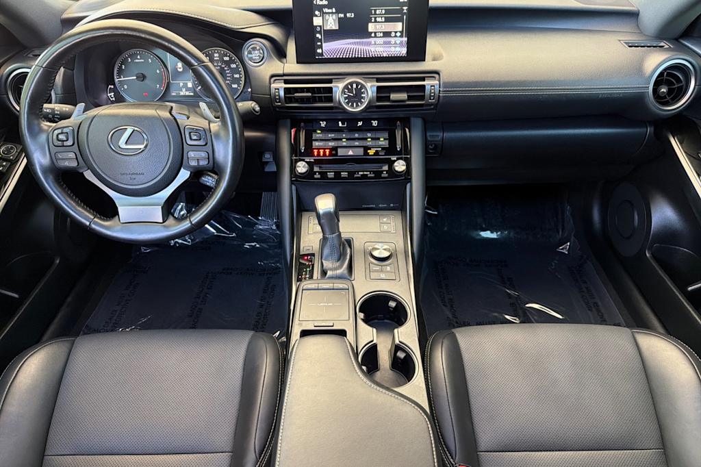 Thumbnail: 2021 Lexus IS - 2