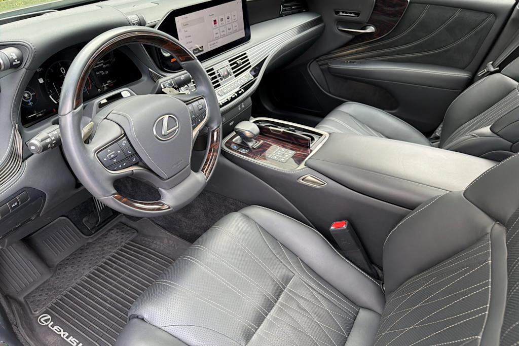 Thumbnail: 2024 Lexus ES - 11