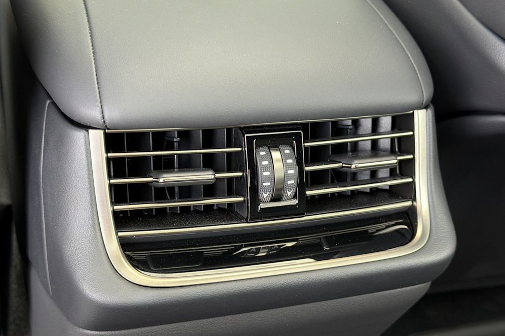 Thumbnail: 2024 Lexus ES - 21