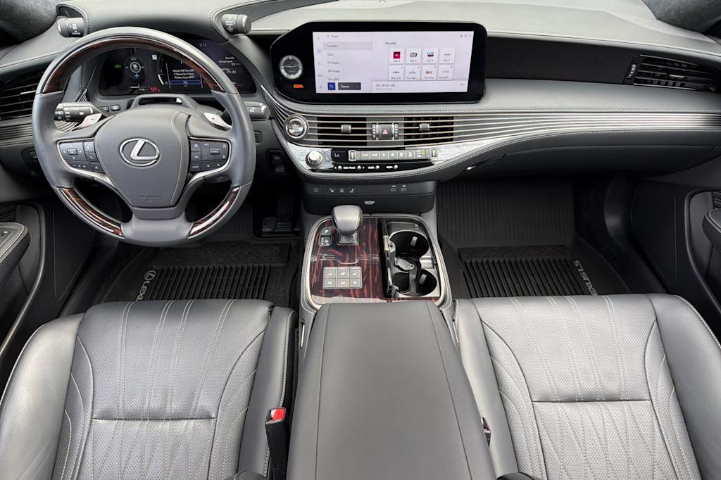Thumbnail: 2024 Lexus ES - 2