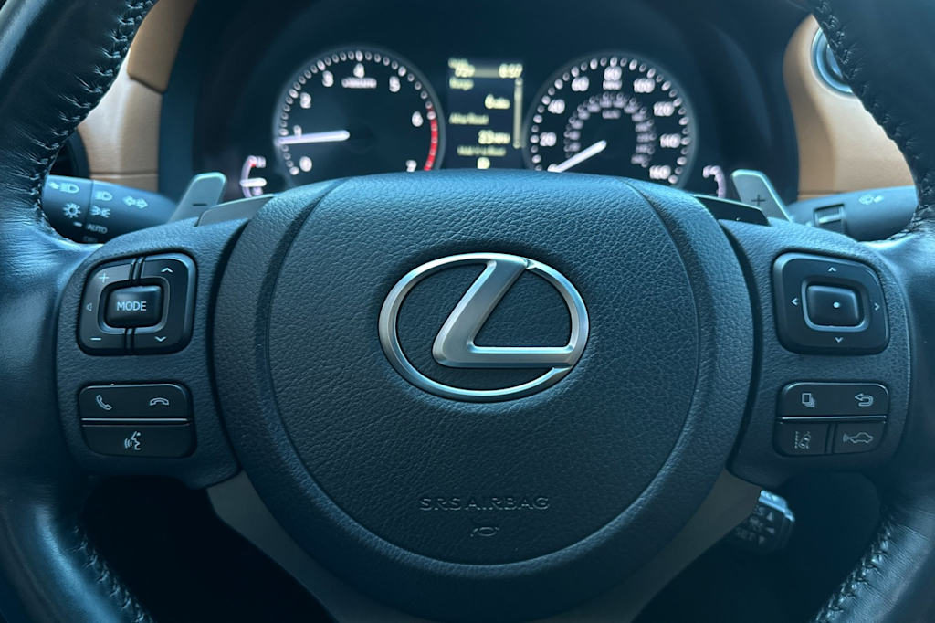 Thumbnail: 2023 Lexus IS - 29