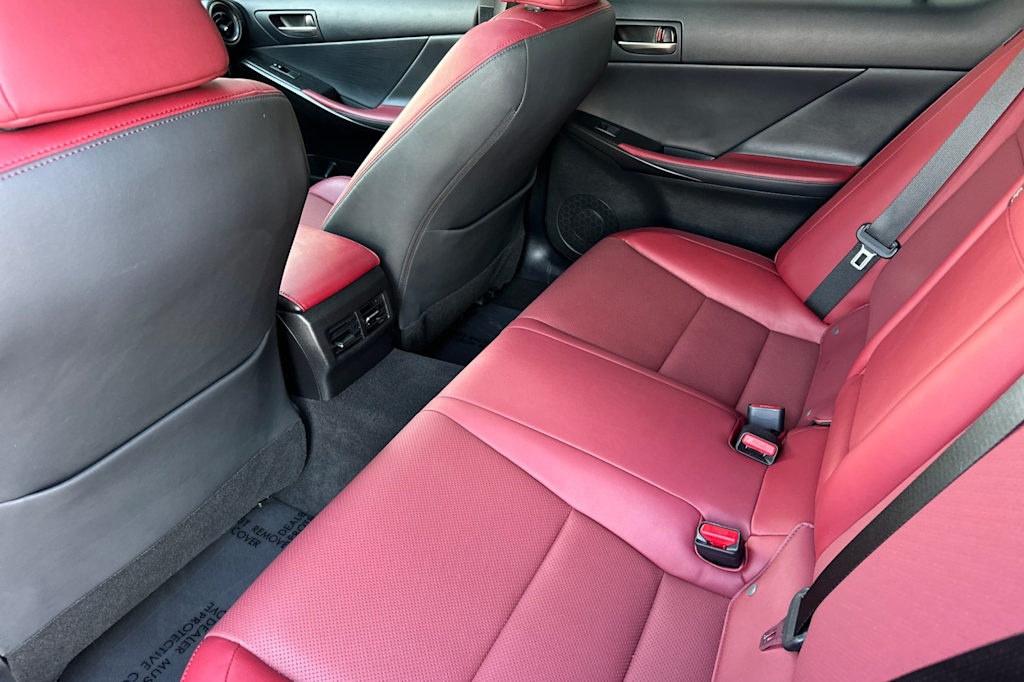 Thumbnail: 2023 Lexus IS - 10